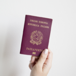 come si rinnova il passaporto italiano